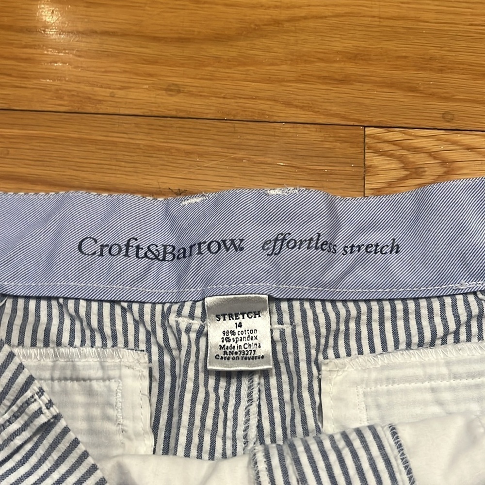 Croft & Barrow striped effortless stretch shorts size 14 . - Picture 2 of 9